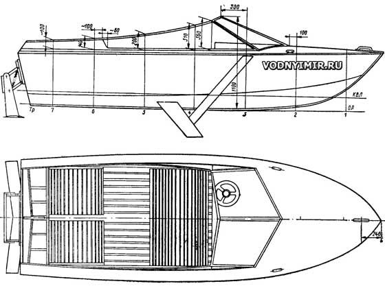 Motor hydrofoil boat Bottlenose dolphin. Hydrofoil boat design and construction