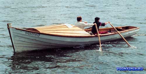 Кижанка «Федорыч» на ходовых испытаниях на веслах