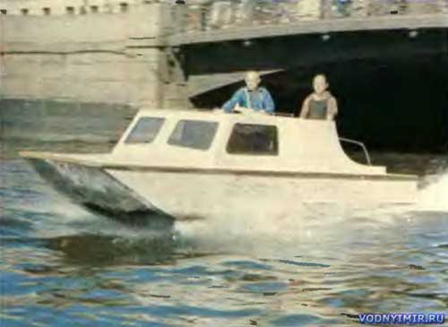 Стеклопластиковая лодка SC-310 