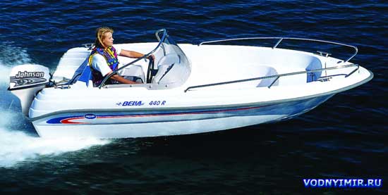 Моторная лодка «Bella 440 R»